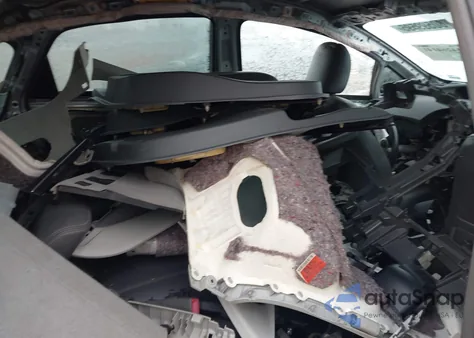 2010 Toyota Prius Iv z USA, uszkodzony, nr VIN JTDKN3DU3A0039112